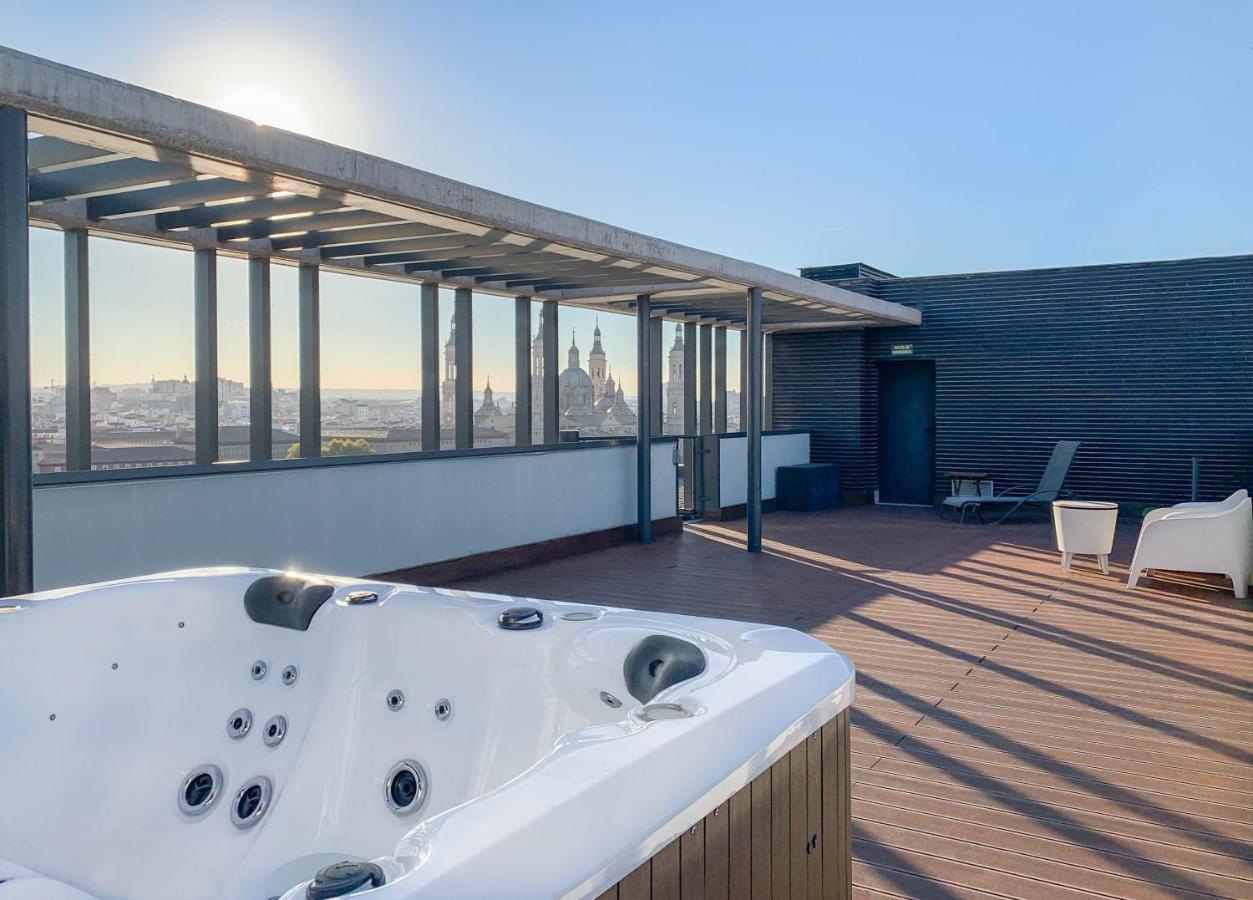 סרגוסה Atico Mejores Vistas Al Pilar Jacuzzi Y Garaje מראה חיצוני תמונה