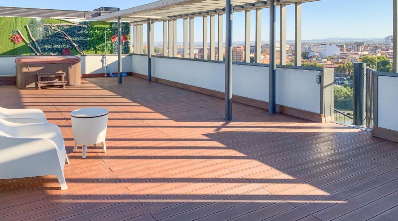 סרגוסה Atico Mejores Vistas Al Pilar Jacuzzi Y Garaje מראה חיצוני תמונה